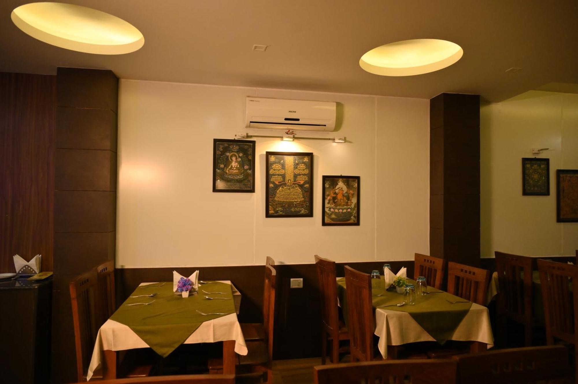 Hotel Dhauladhar Heights Dharamshala Exterior foto